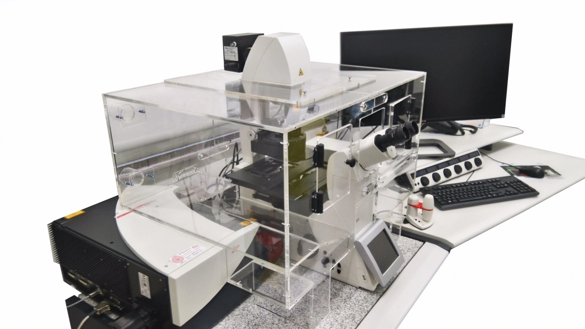 Système d'incubation pour microscope LEICA - 2